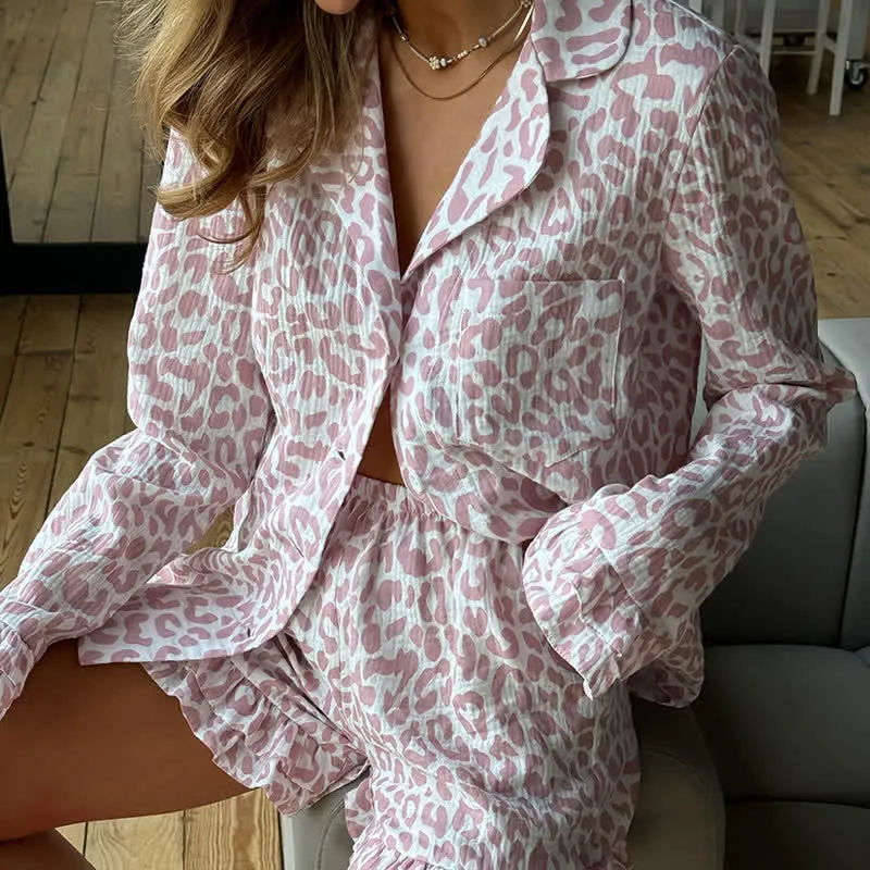 Pyjama-Set aus Baumwolle mit Leopardenmuster und Rüschen