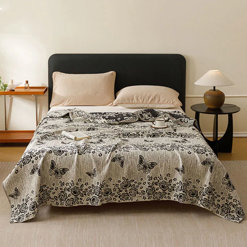 Cottage Floral Butterfly Steppdecke aus reiner Baumwolle