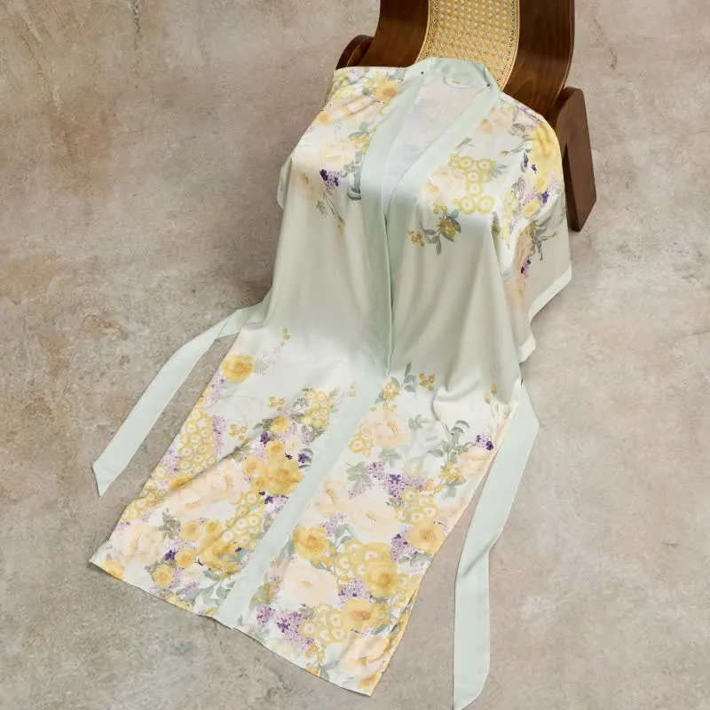 Orientalischer gelber Bademantel im Kimono-Stil mit Blumenmuster