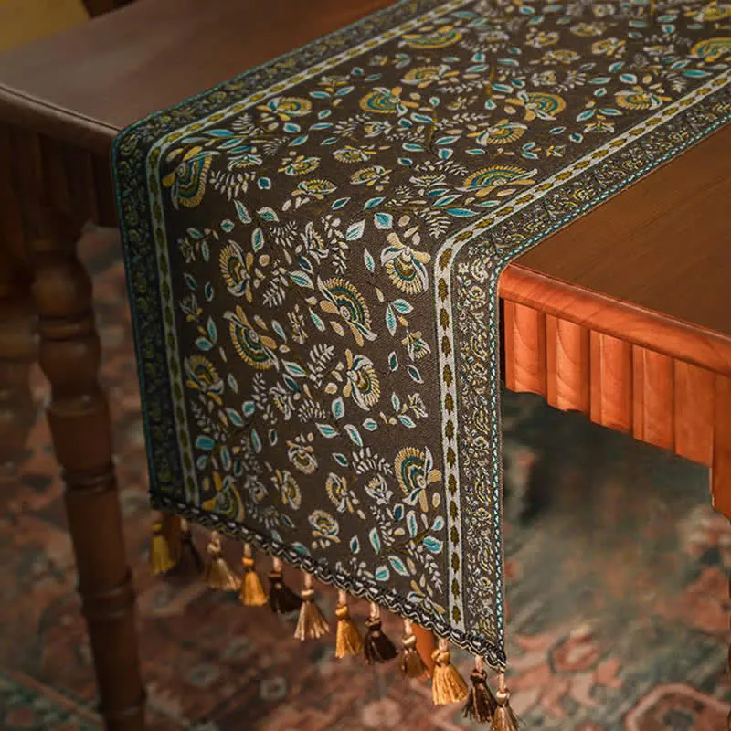 Tischläufer mit Vintage-Ast-Jacquardmuster und Quasten