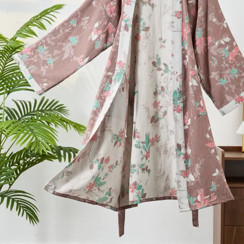 Kimono-Bademantel aus Baumwollgaze mit Vintage-Blumenmuster