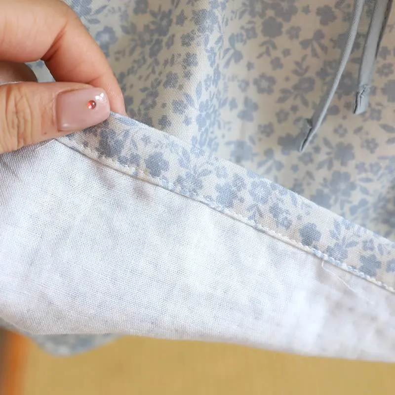 Pyjama-Set aus Baumwoll-Tanktop und Shorts mit kleinem Blumenmuster
