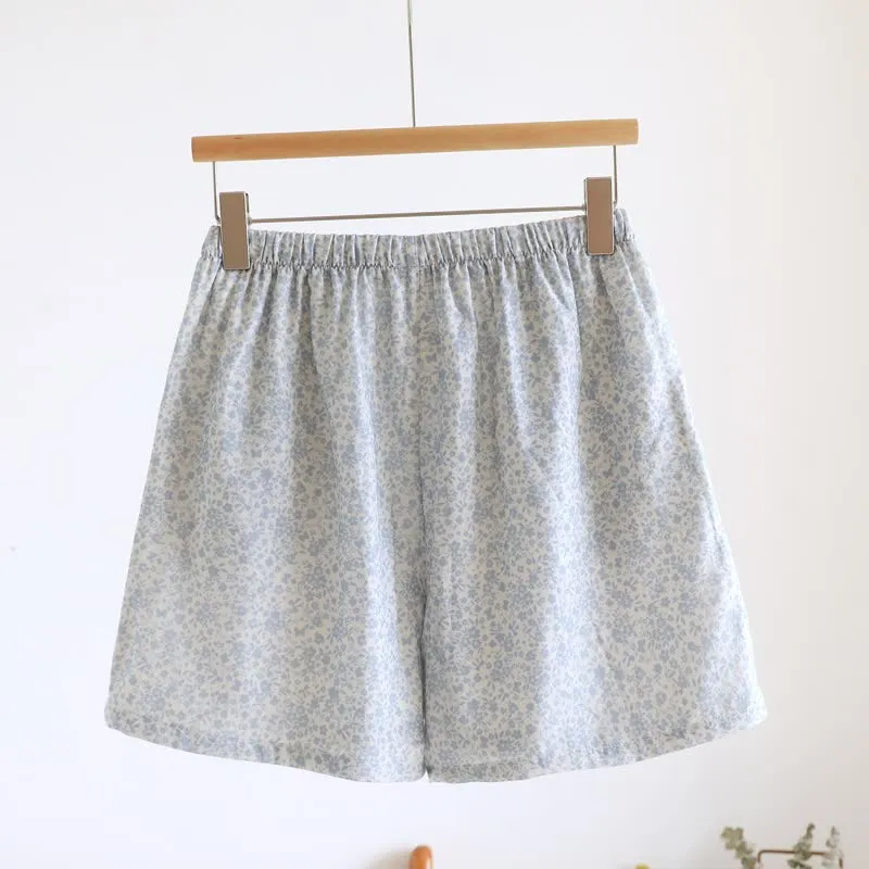 Pyjama-Set aus Baumwoll-Tanktop und Shorts mit kleinem Blumenmuster