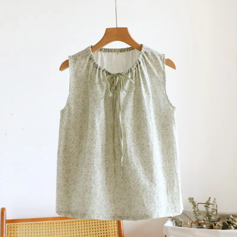 Pyjama-Set aus Baumwoll-Tanktop und Shorts mit kleinem Blumenmuster