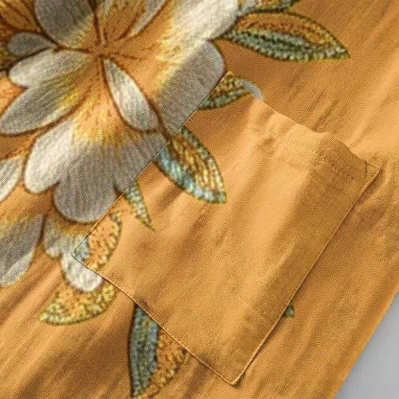 Kimono-Bademantel aus Baumwollgaze mit gelber Pfingstrose