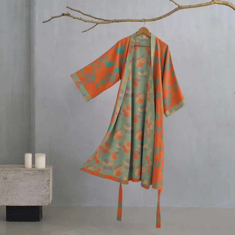 Kimono-Bademantel aus künstlerisch geblümtem Baumwollgaze