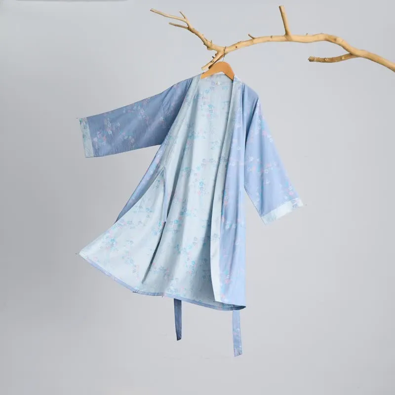 Anmutiger Kimono-Bademantel aus Baumwollgaze mit Pflaumenblütenmuster