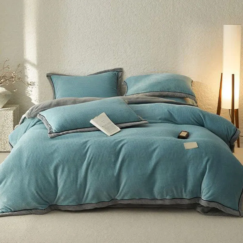 Wendbares Plüschbettwäsche-Set mit Waffelstruktur (4-teilig)