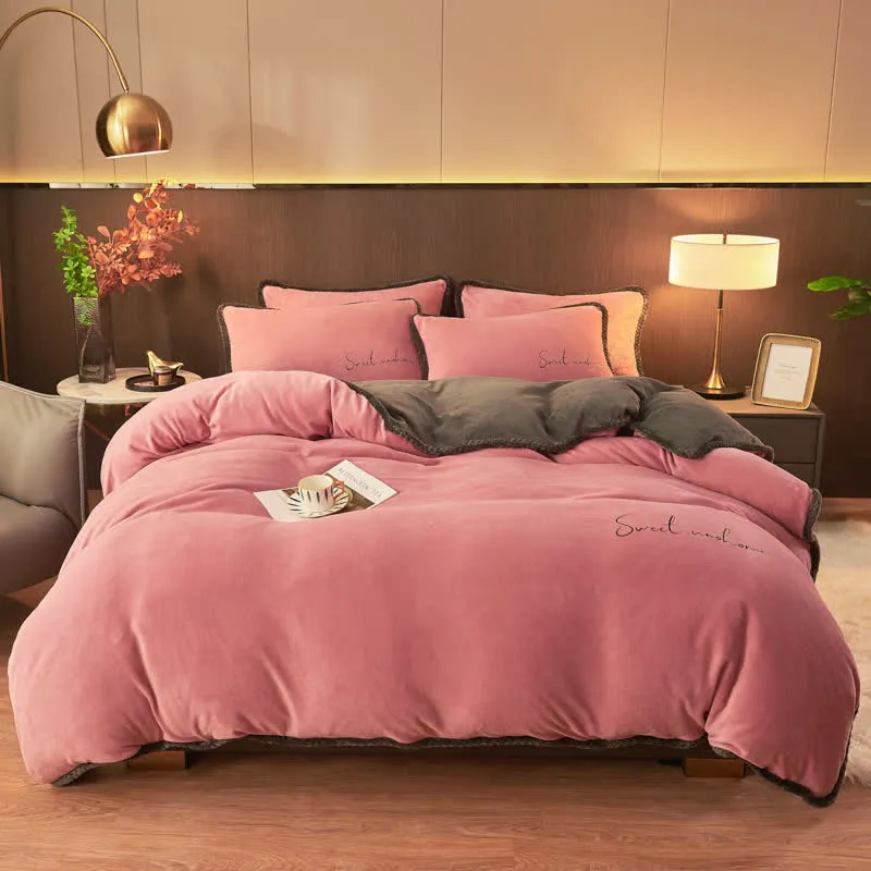 Sweet Home Bettwäsche-Set aus bedrucktem Plüsch (4-teilig)