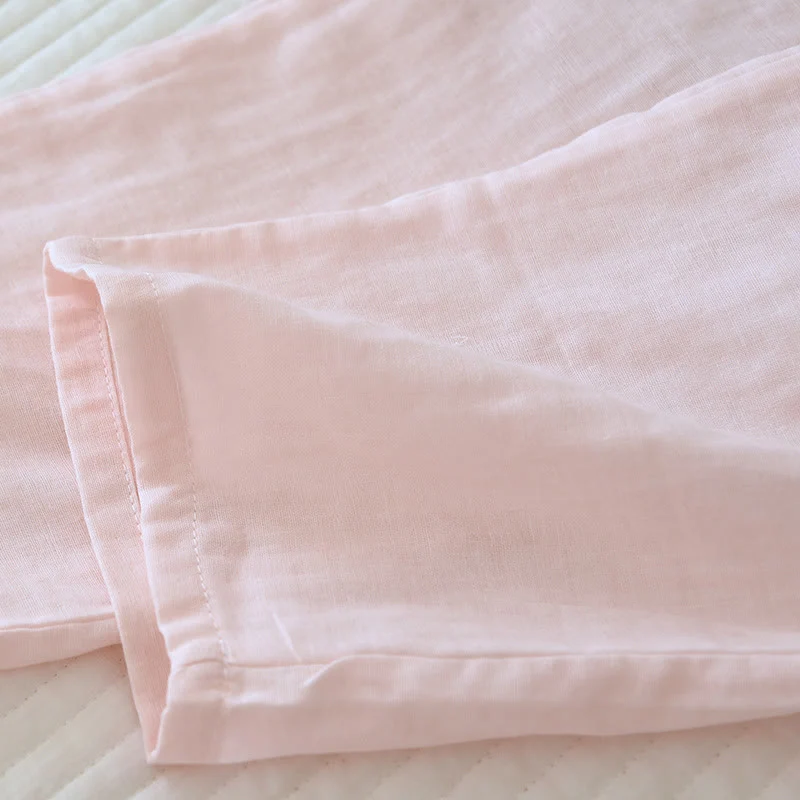 Kimono-Loungewear aus Baumwollgaze mit Blumenstickerei