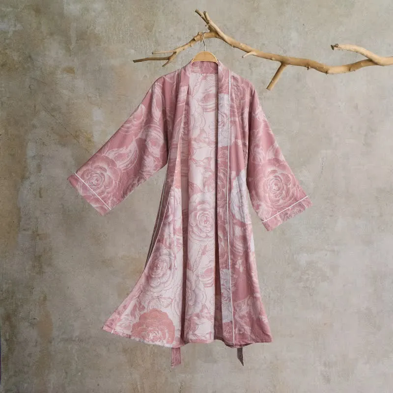 Luxuriöser Kimono-Bademantel aus reiner Baumwolle mit Pfingstrosenmuster