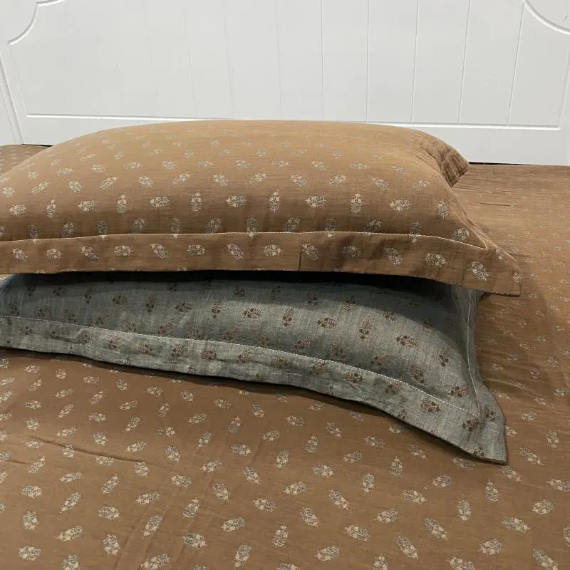 Wendebettlaken aus Baumwolle mit Retro-Blumenmuster