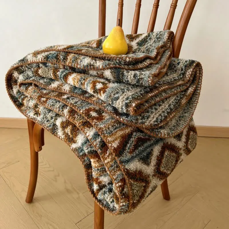 Flauschige Tagesdecke im Bohème-Stil
