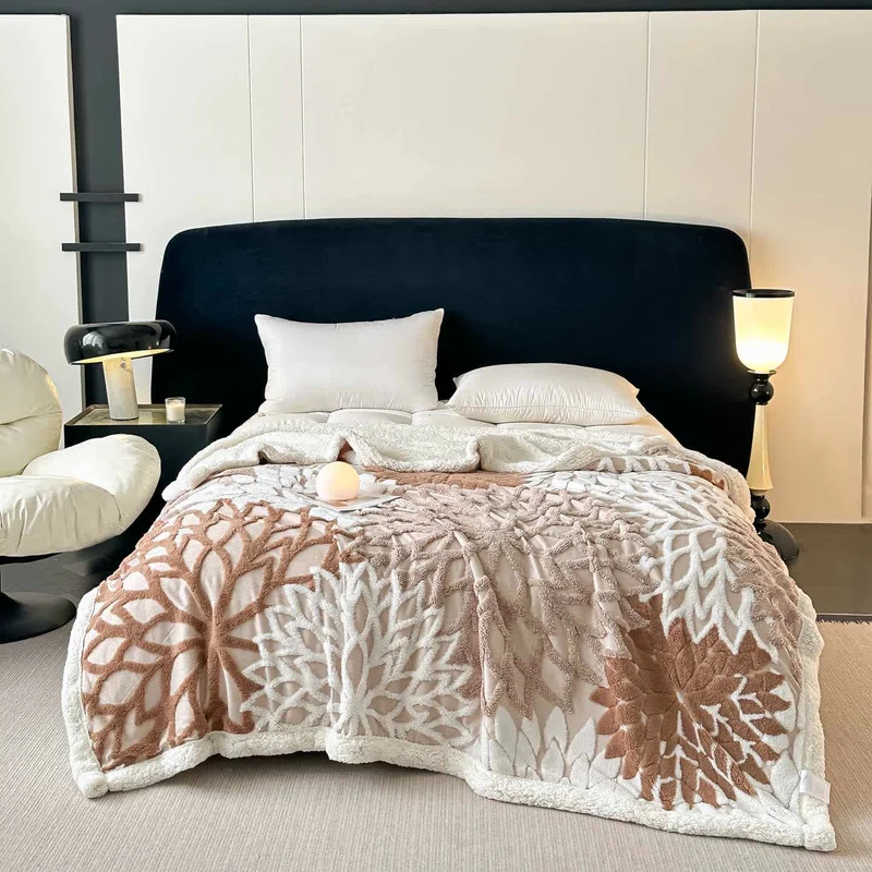 Sherpa-Decke mit floralem Muster