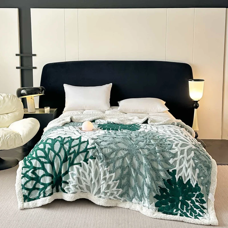 Sherpa-Decke mit floralem Muster