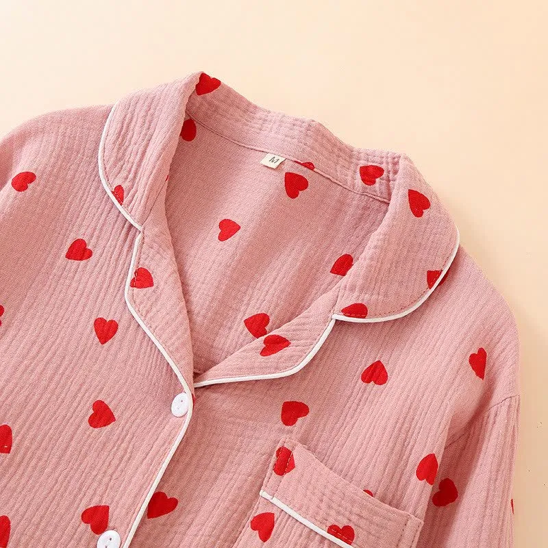 Nachthemd mit Herzknopf aus reiner Baumwollgaze