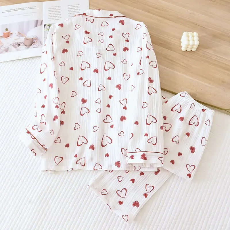 Pyjama-Set aus Baumwollgaze mit Herzchenmuster