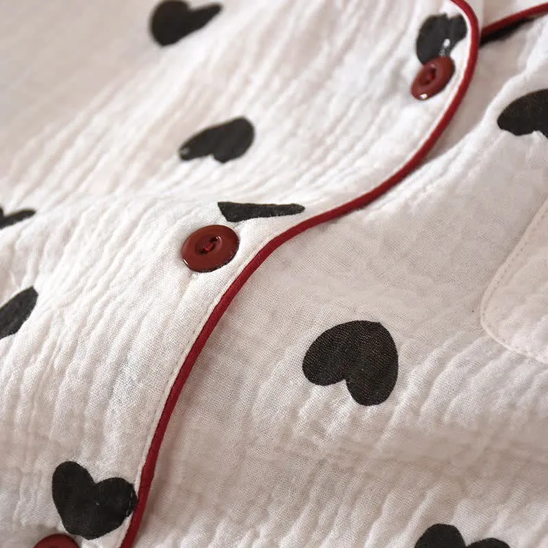Schwarzes Herz-Pyjama-Set aus reiner Baumwolle