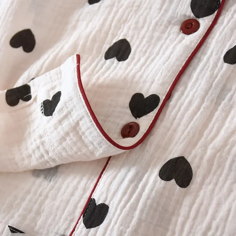 Schwarzes Herz-Pyjama-Set aus reiner Baumwolle
