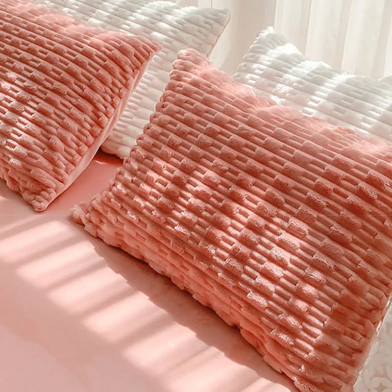 Bettwäsche-Set aus einfarbigem, strukturiertem Plüsch