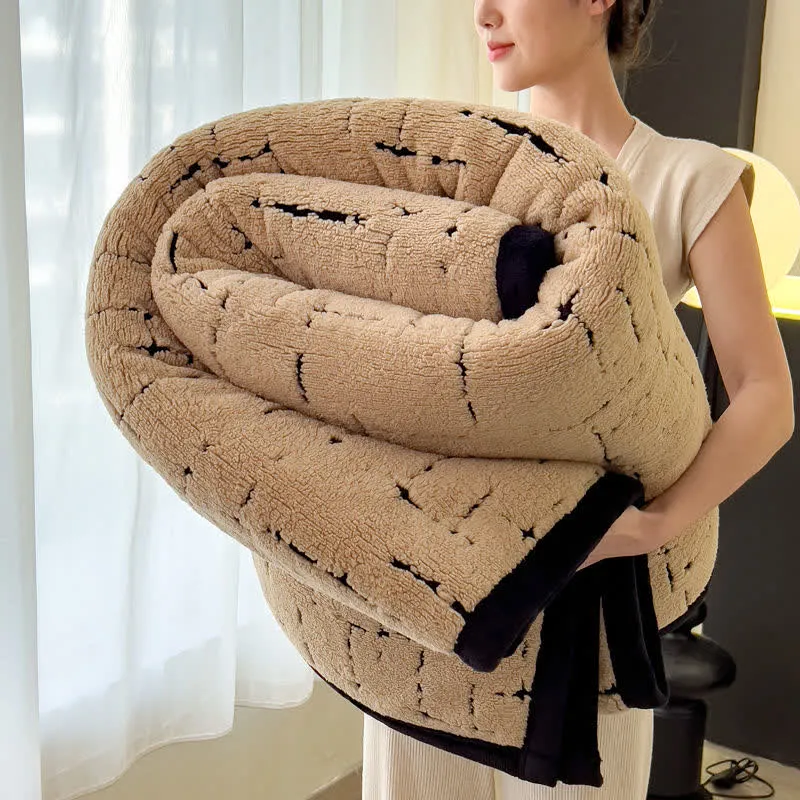 Ownkoti Schlichte, moderne Plüschdecke