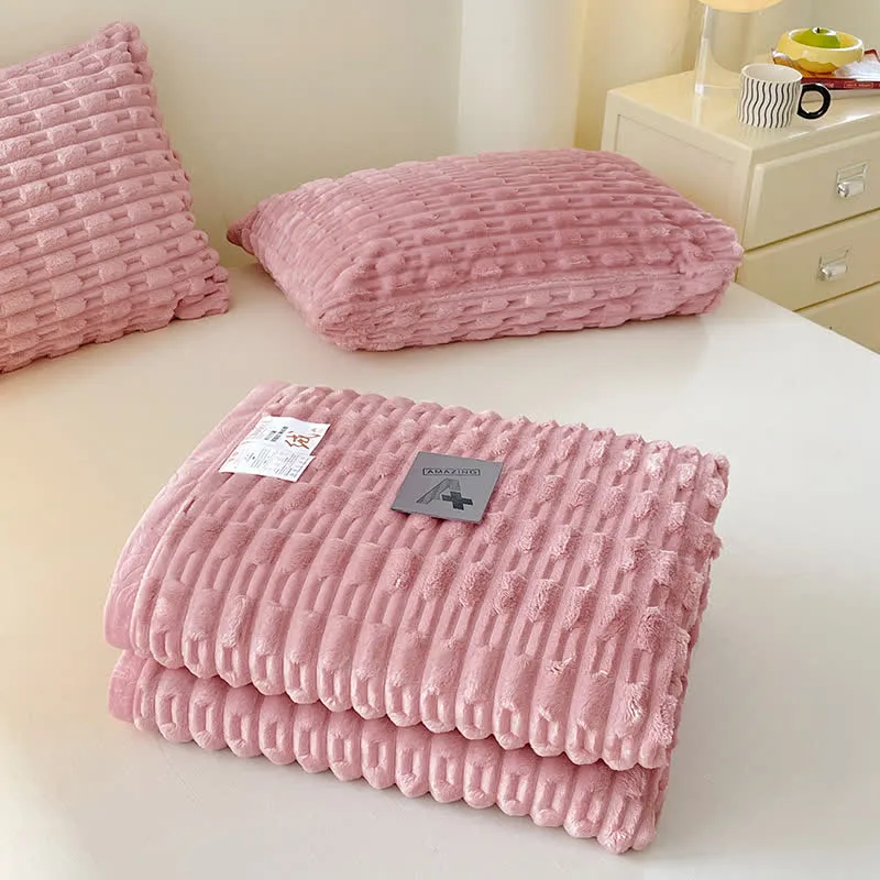 Ownkoti Minimalistische, einfarbige Fleecedecke mit Struktur