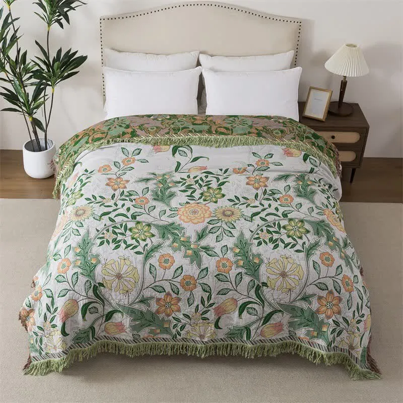 Ownkoti Refresh Floral Sofadecke aus Baumwollgaze mit Quasten
