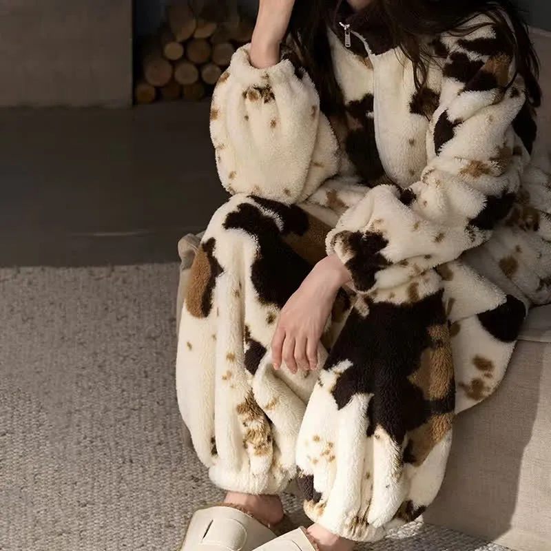 Ownkoti Fleece-Loungewear-Set mit künstlerischem Print