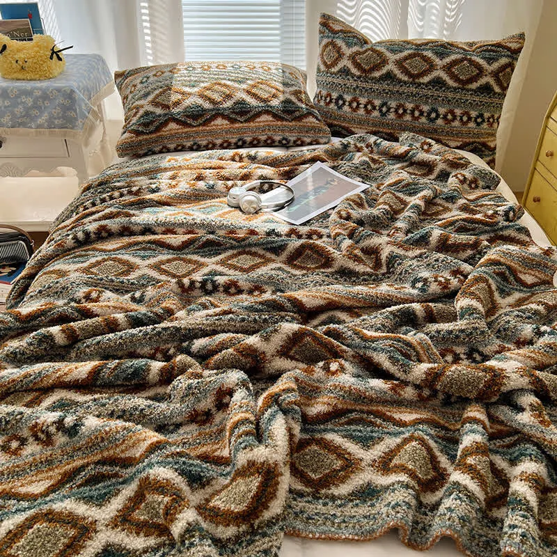 Ownkoti Flauschige Fleecedecke im Bohemian Chic