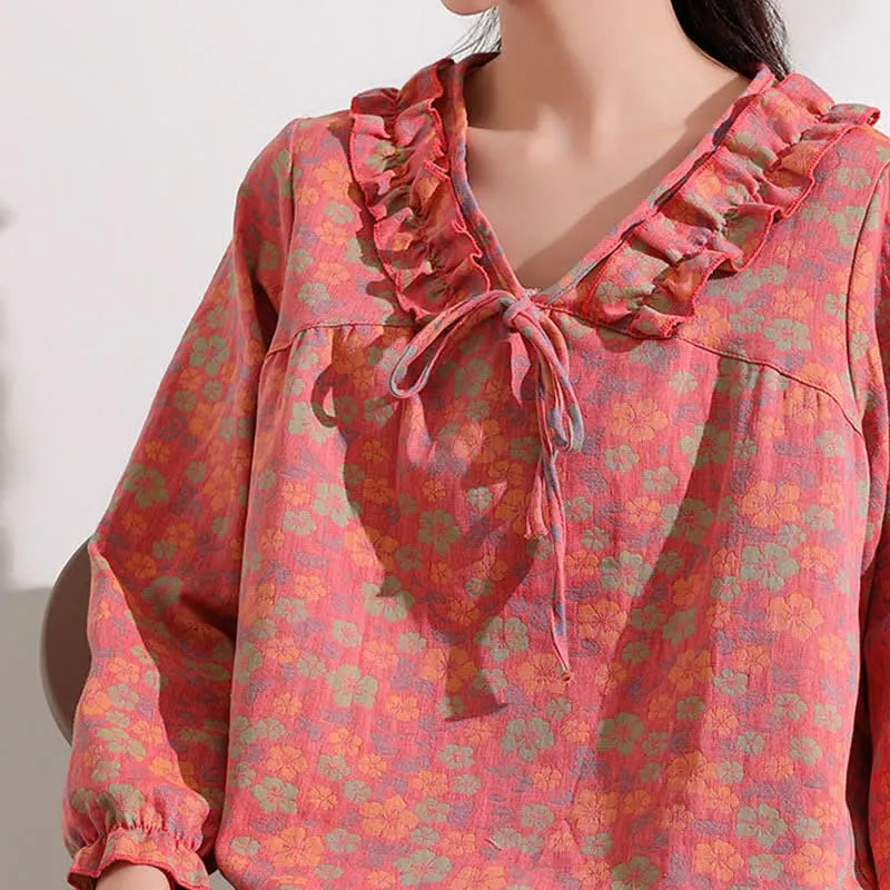 Ownkoti Loungewear aus rosafarbenem Baumwoll-Jacquard-Muster mit Rüschen und Blumenmuster