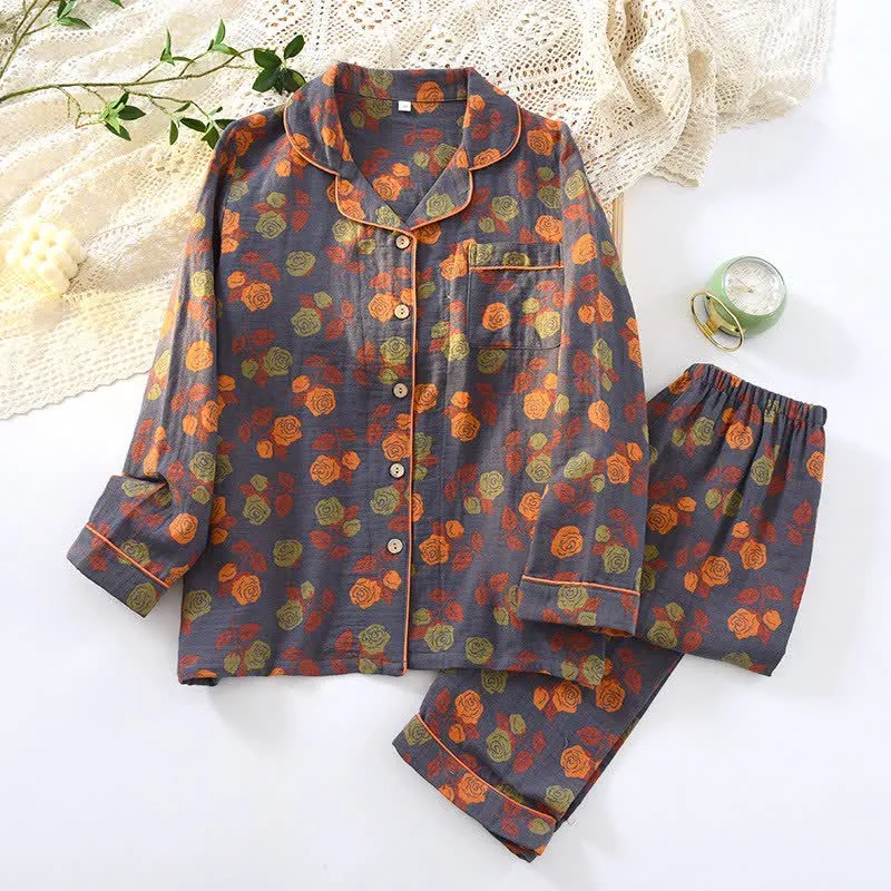 Ownkoti Pyjama-Set aus Baumwollgaze mit Wildrosenmotiv