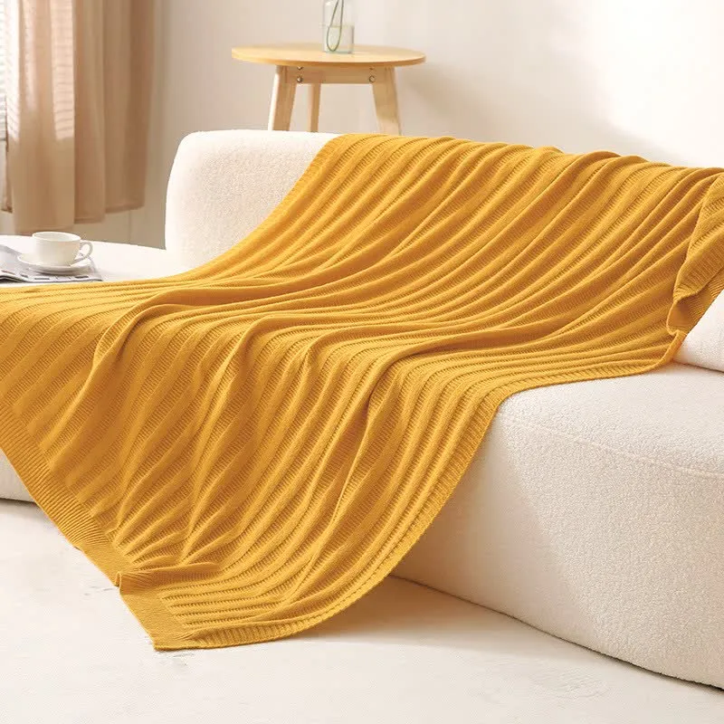 Ownkoti Strickdecke mit einfarbigen Streifen und Struktur