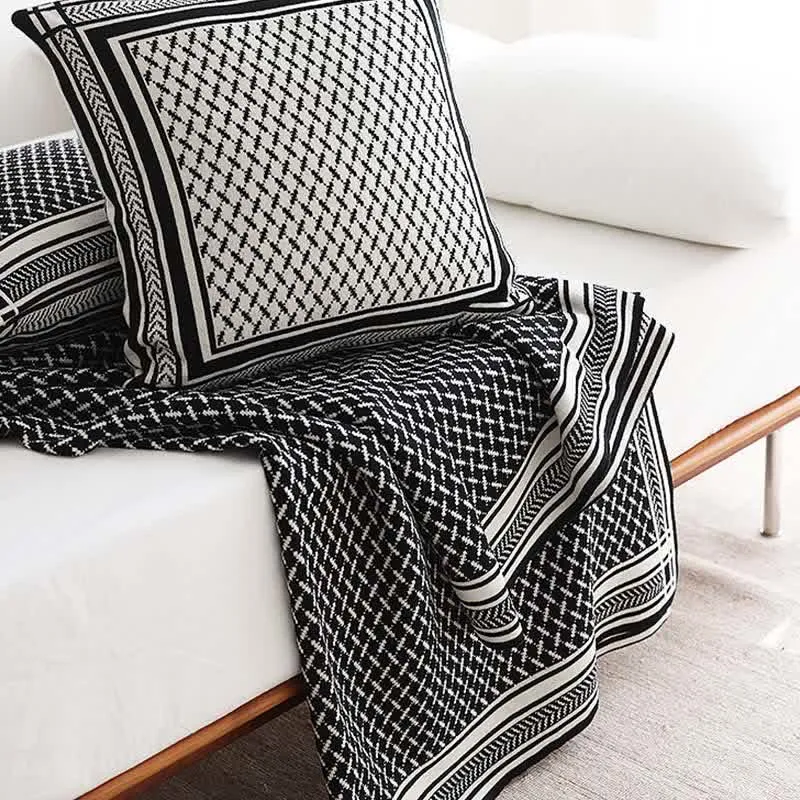 Ownkoti Strickdecke im nordischen Stil
