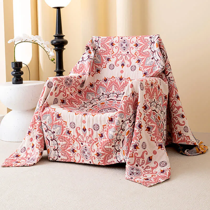 Baumwollsteppdecke mit geometrischem Retro-Ethno-Muster