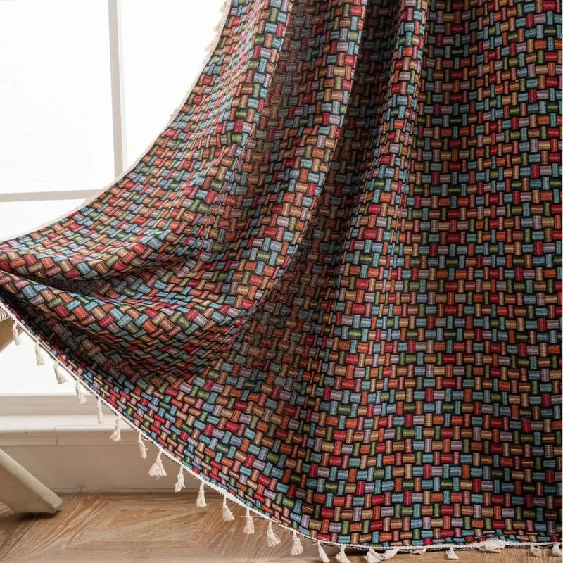 Bunte Jacquard-Vorhänge mit geometrischem Knoten