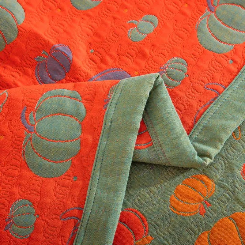 Tagesdecke aus Bio-Baumwolle „Kürbis“