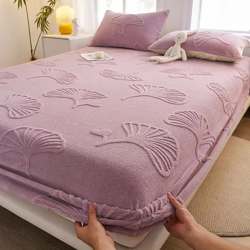 Warmes Spannbettlaken aus Ginkgoblatt-Fleece
