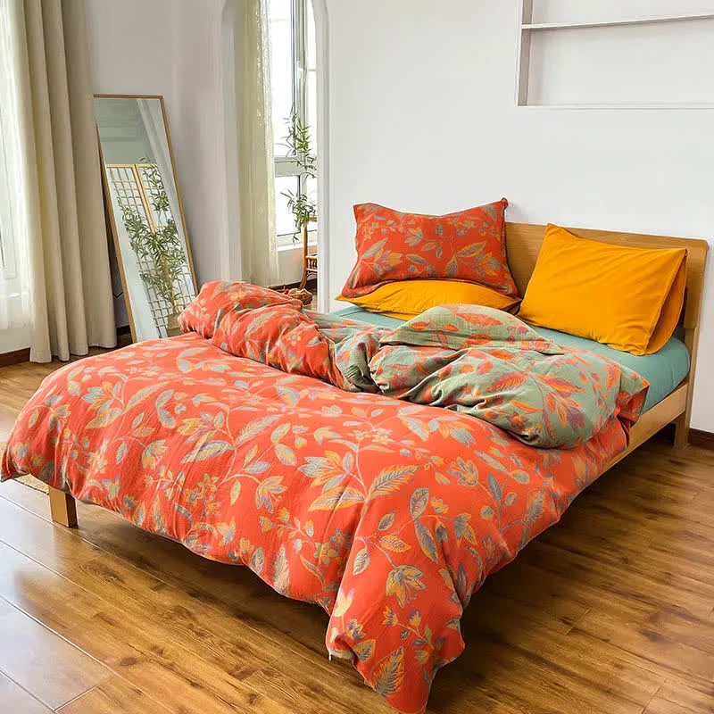 Bettwäscheset aus Jacquard-Baumwolle mit botanischem Blattmotiv (4-teilig)