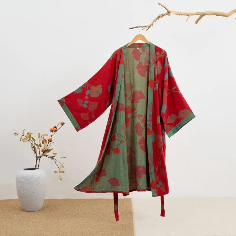 Kimono-Bademantel aus Bio-Baumwolle mit Ginkgoblatt