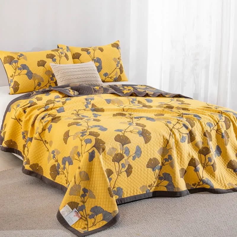 Wendbare Tagesdecke aus Bio-Baumwolle mit Ginkgo-Blatt