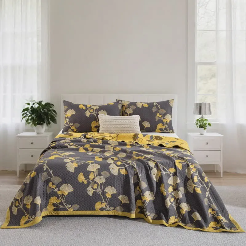 Wendbare Tagesdecke aus Bio-Baumwolle mit Ginkgo-Blatt