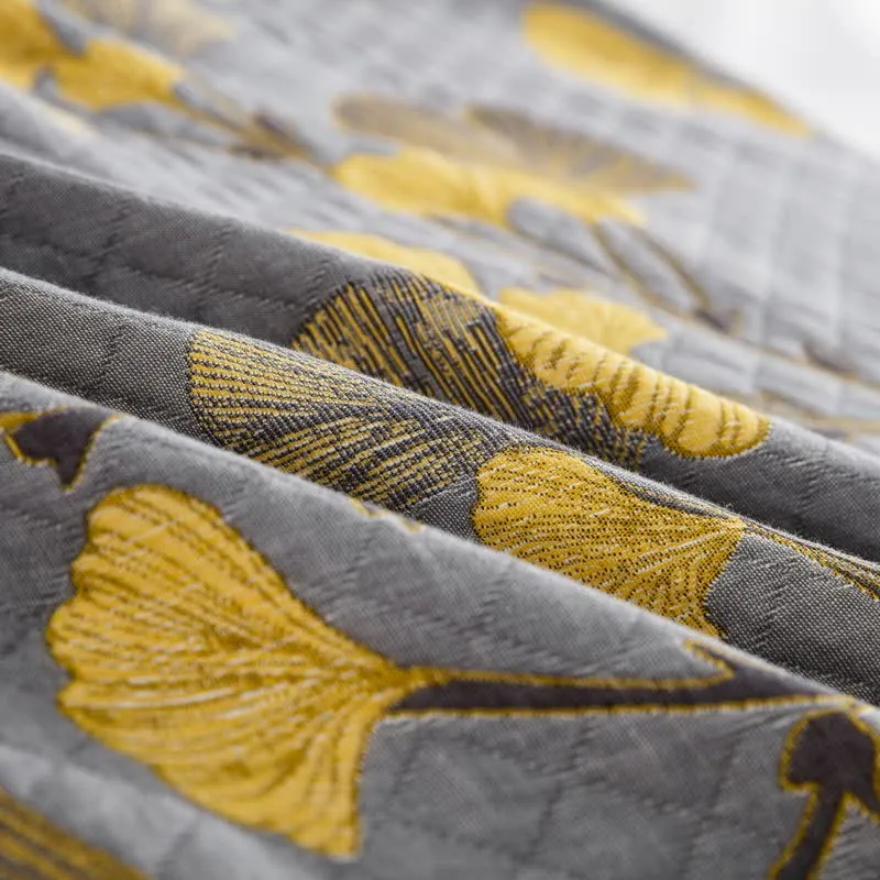 Wendbare Tagesdecke aus Bio-Baumwolle mit Ginkgo-Blatt