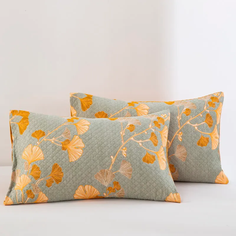 Wendbare Tagesdecke aus Bio-Baumwolle mit Ginkgo-Blatt