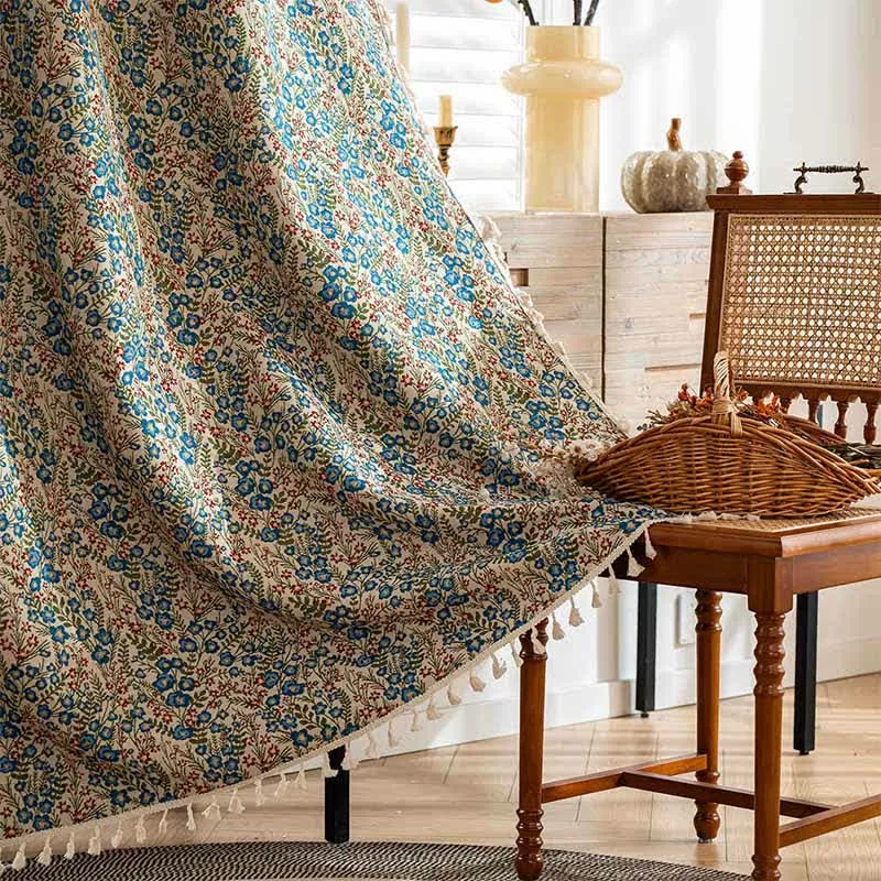 Blauer Jacquard-Vorhang mit Quasten und Blumenmuster