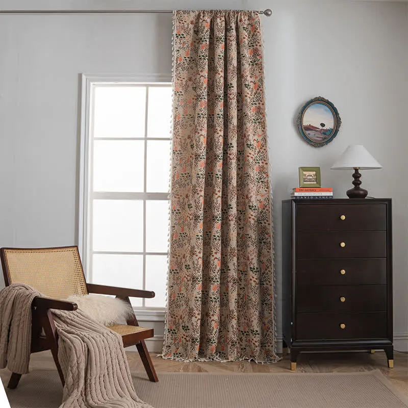 Von der Natur inspirierter Jacquard-Vorhang mit Quasten und Blättern