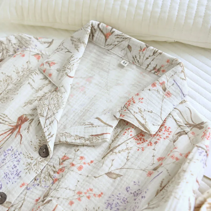 Pyjama-Set aus Baumwollgaze mit gedecktem Blumenmuster
