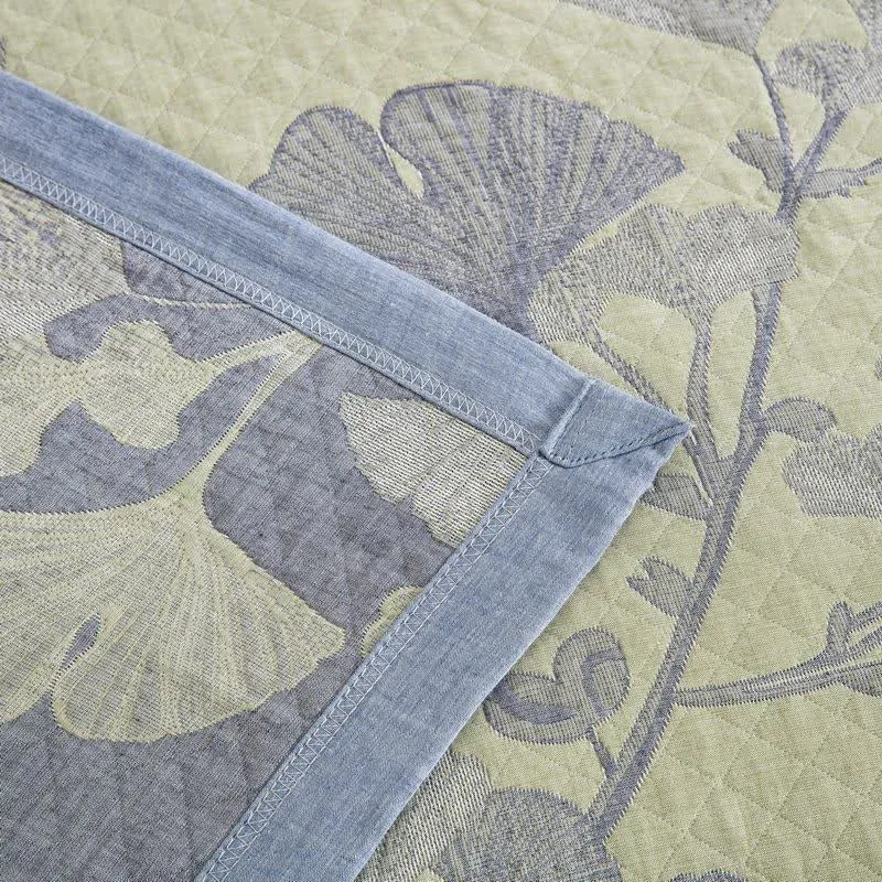 Ginkgo-inspirierte Wendedecke aus natürlicher Baumwolle