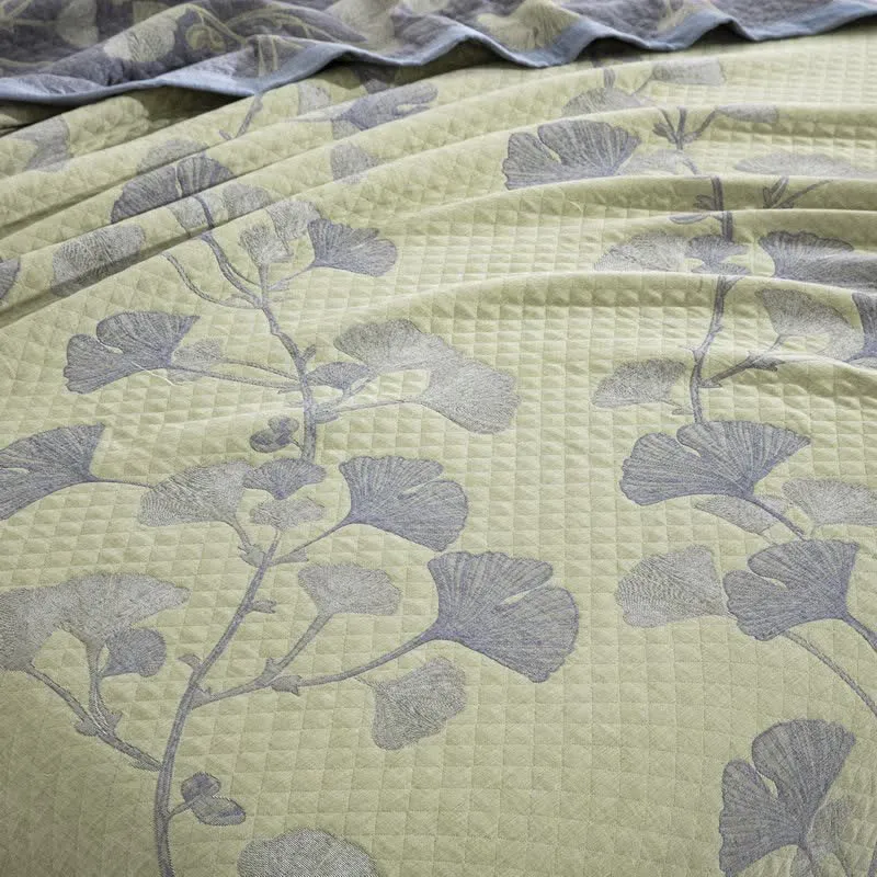 Ginkgo-inspirierte Wendedecke aus natürlicher Baumwolle