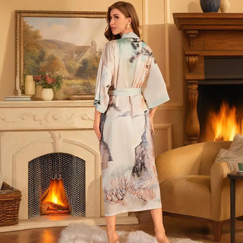 Orientalischer Kimono-Bademantel mit Bergbaummotiv