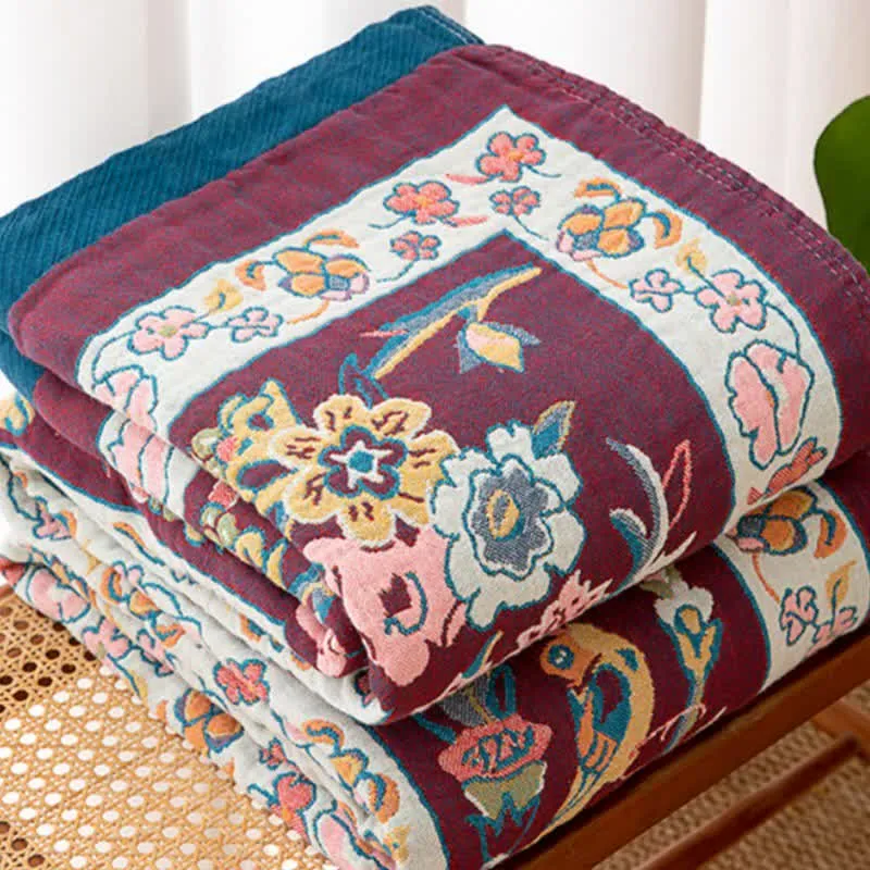 Blaue Steppdecke aus Baumwollgaze mit Blumenmuster